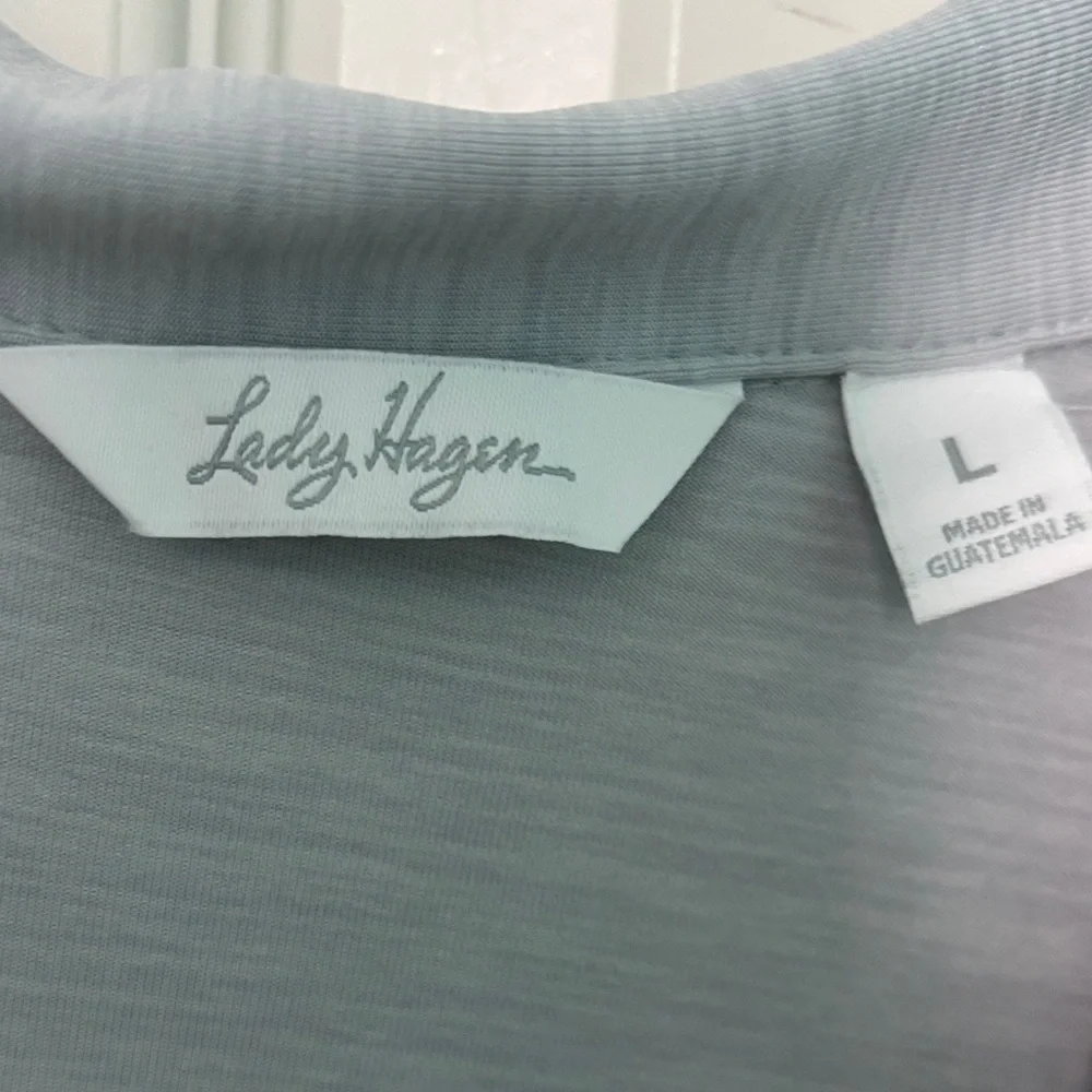 Lady Hagan Light Gray Sleeveless V-Neck Polo Shirt Size Large - Picture 2 of 4